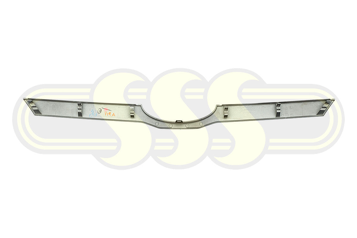 Genuine Subaru Xv Grille Mould Lower (03/17-02/20)