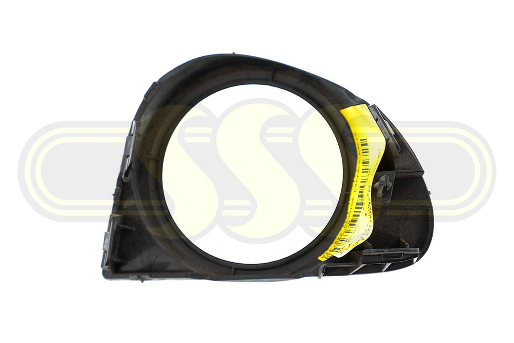 Genuine Toyota Echo Bar Grille Left Hand Front With Fog Light Type (08/02-12/05)