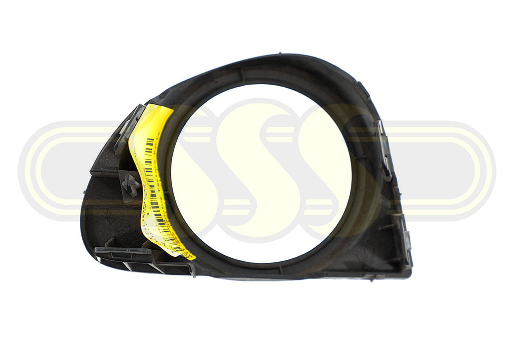 Genuine Toyota Echo Bar Grille Right Hand Front With Fog Light (08/02-12/05)