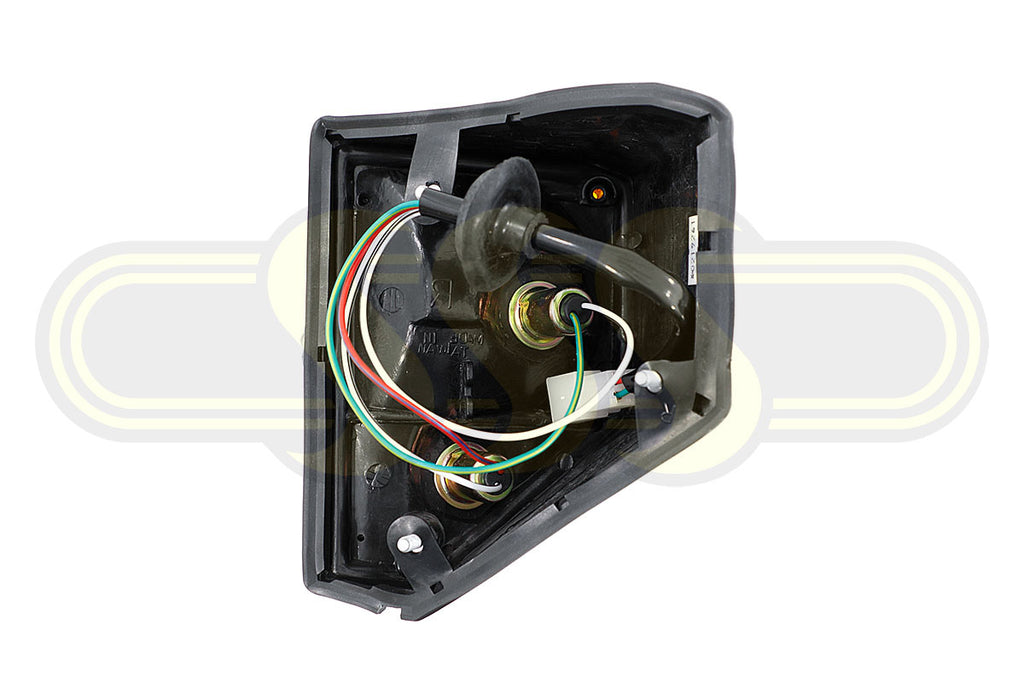 Toyota Landcruiser Corner Lamp Right Hand Black (01/85-09/99)