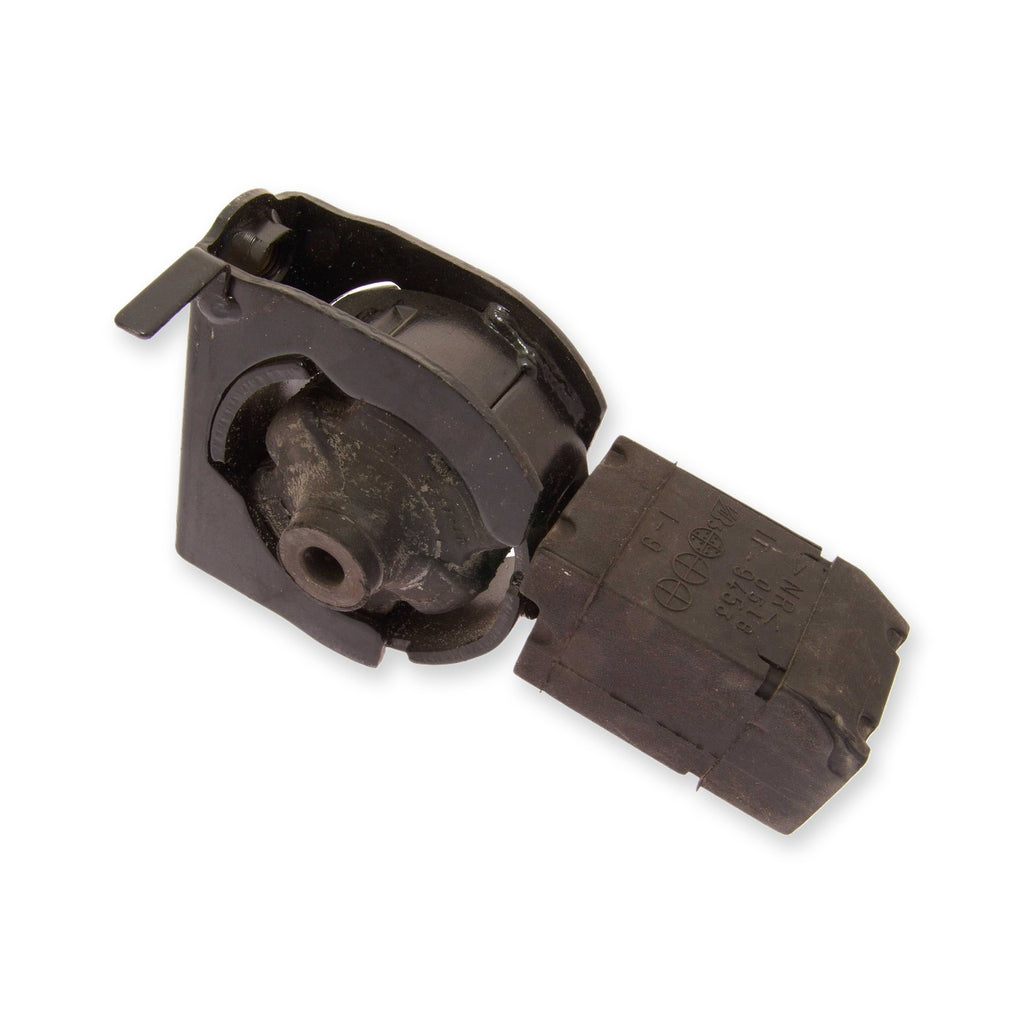 Toyota Avensis Front Engine Mount
