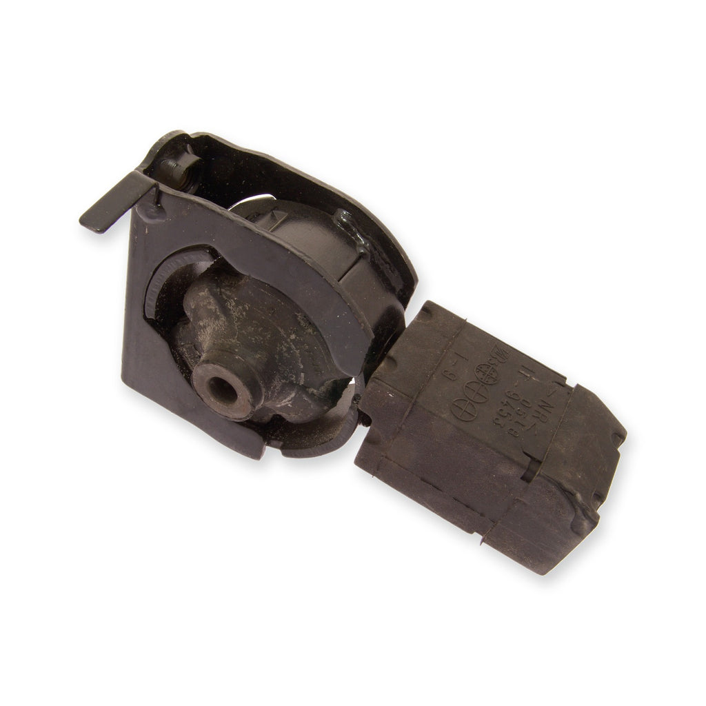 Toyota Avensis Front Engine Mount